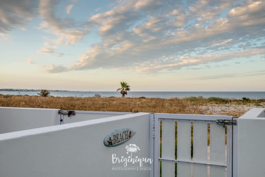 3 Bedroom Property for Sale in Sandy Point Beach Estate Western Cape